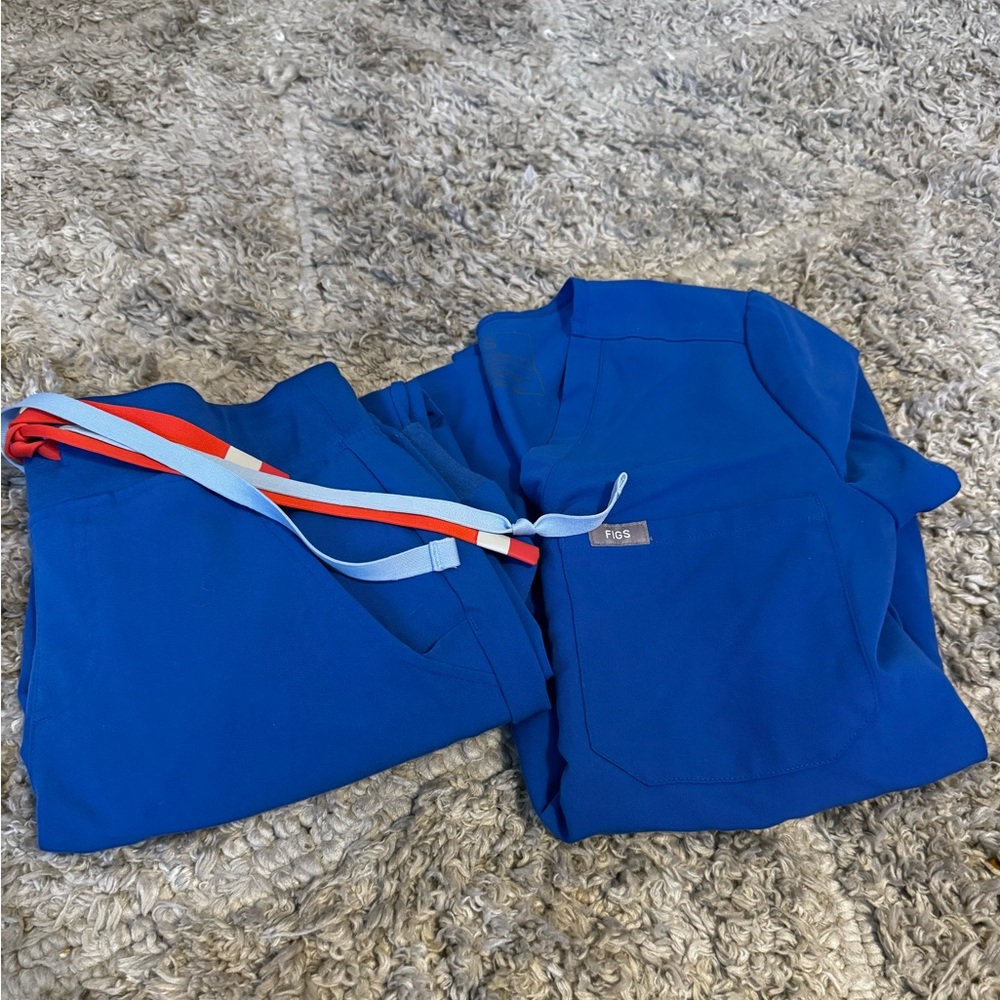 Royal Blue Figs Scrub Set Zamora Jogger bottoms & Catarina Scrub top